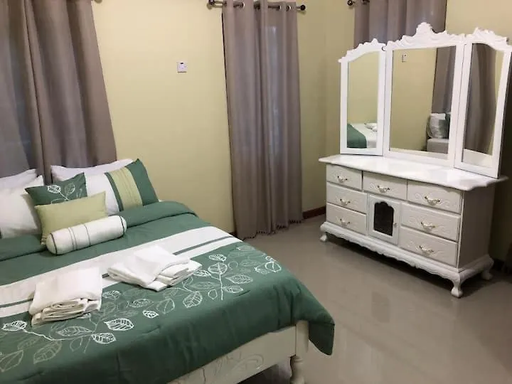 Holiday home Peace Of Mind Retreat Villa Runaway Bay