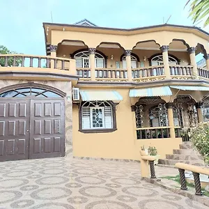 Cambridge Mi Casa Ur Casa With Pool And Access Guest house